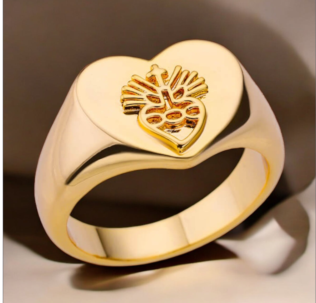 Anillo Divine
